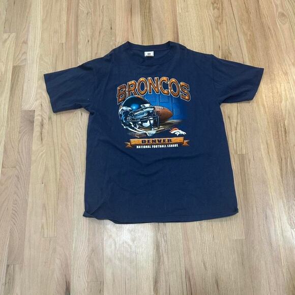 Vintage Denver Broncos NFL tee #NFL #DenverBroncos - Picture 2 of 4
